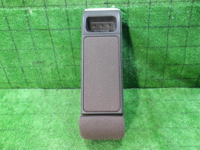パッソ DBA-KGC35 アームレスト プラスハナ 4WD X07 72810-B1080-E0_画像1