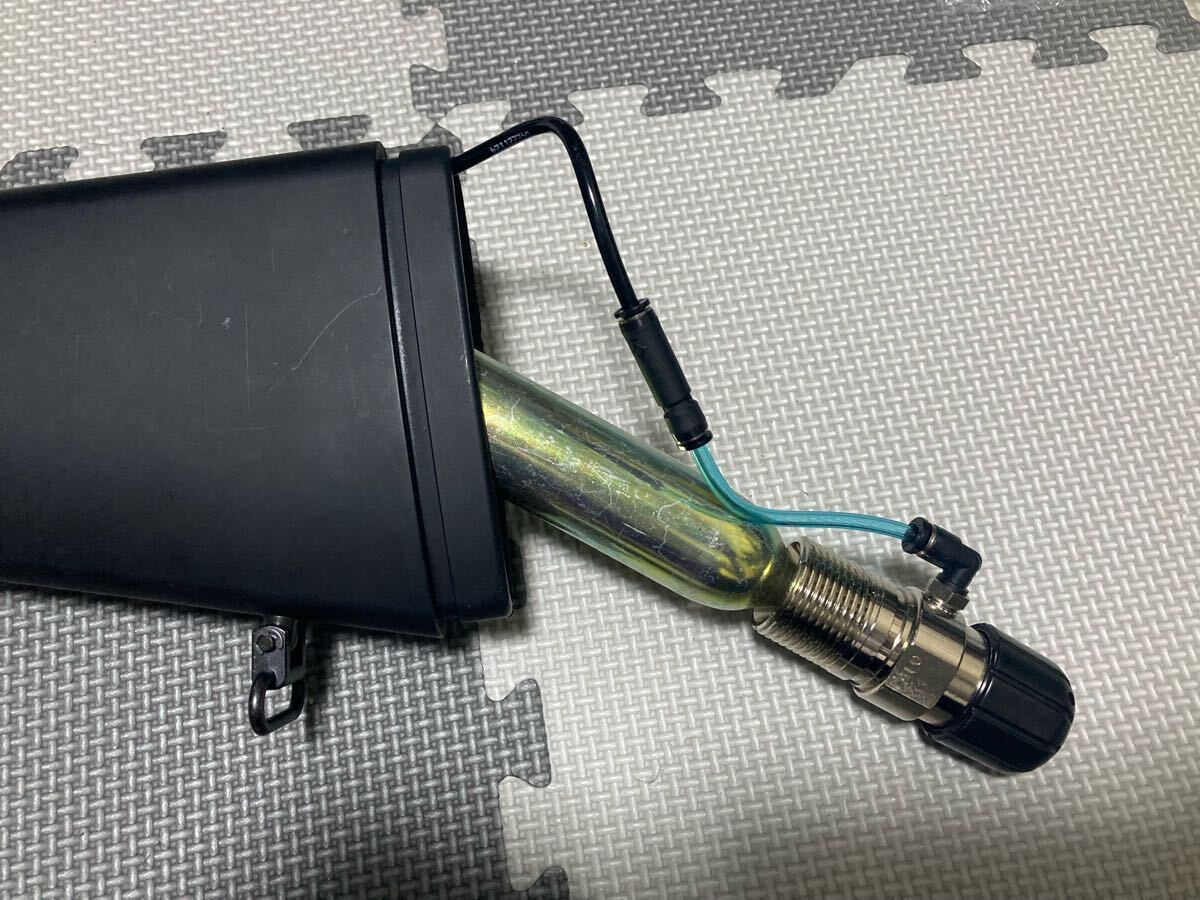 co2ガスセミオートVSR Gスペックと同じ仕様のco2レギュレーター co2ガスセミオートサイレンサー内蔵VSR レギュレーターストック