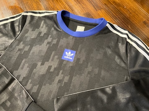 K495 メンズ Tシャツ adidas originals アディダス ロンT 長袖 プリント ブラック 黒 カットソー 柄 スポーツ / M 全国一律レターパック_画像5