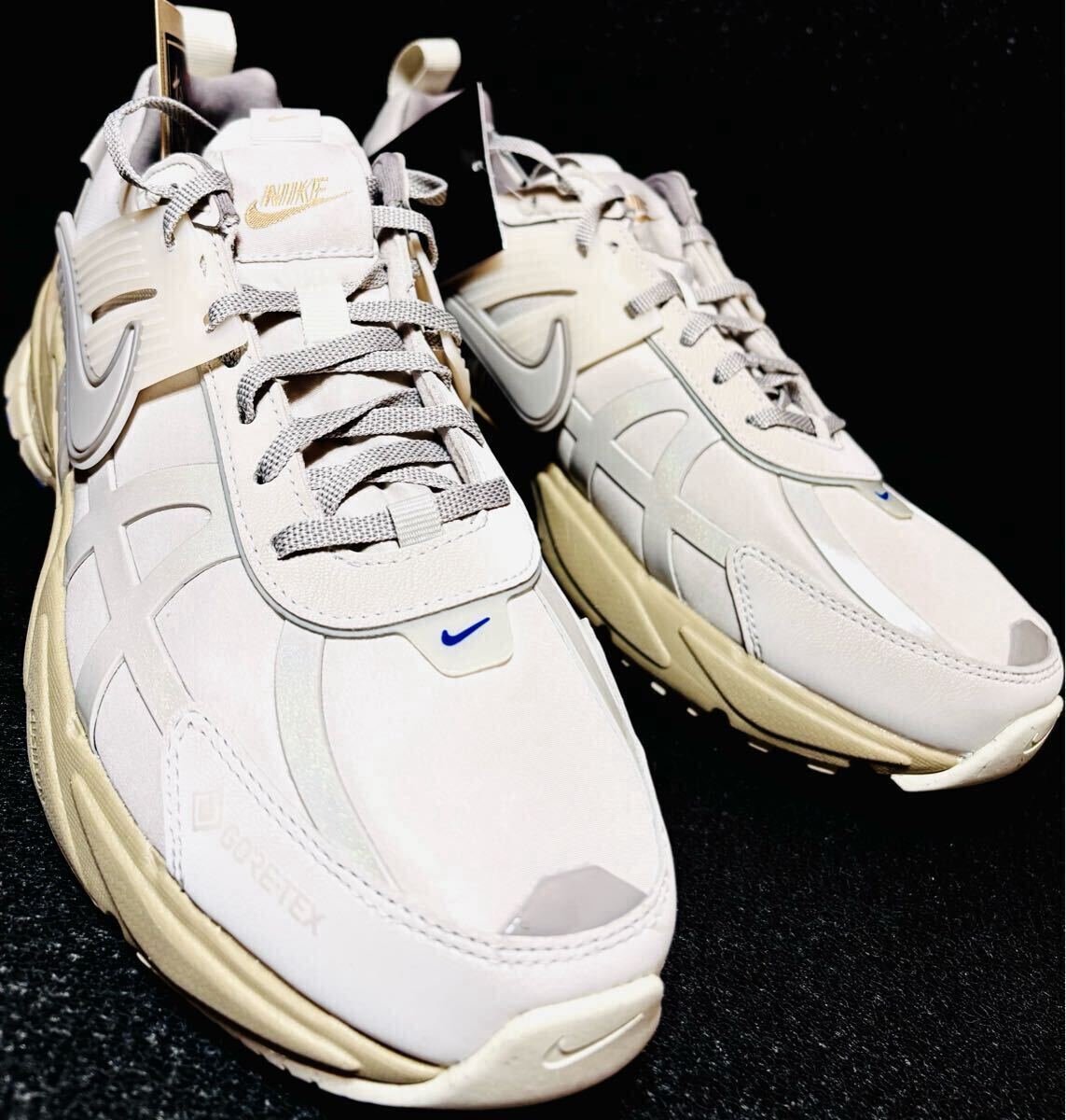 ナイキ V2K ラン ゴアテックス 25cm ライトアイアンオール スニーカー 楽天市場】ナイキ V2K ラン ゴア-テックス NIKE V2K RUN GTX