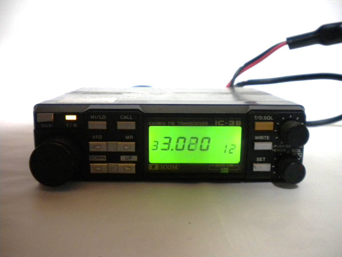 ICOM 送、受信機 430MHz ジャンク品 ICOM IC-38 430MHz 無線機 ジャンク品(モービル)|売買された