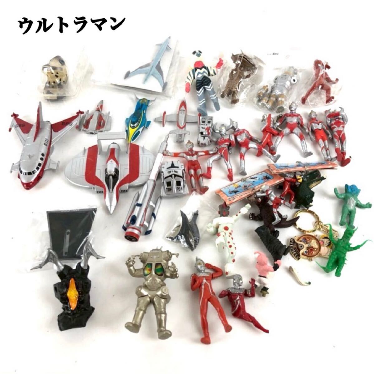 48体セット販売 ウルトラ怪獣 まとめ売り 当時物ソフビ 円谷プロ BANDAI 48体セット販売 ウルトラ怪獣 まとめ売り 当時物ソフビ 円谷プロ