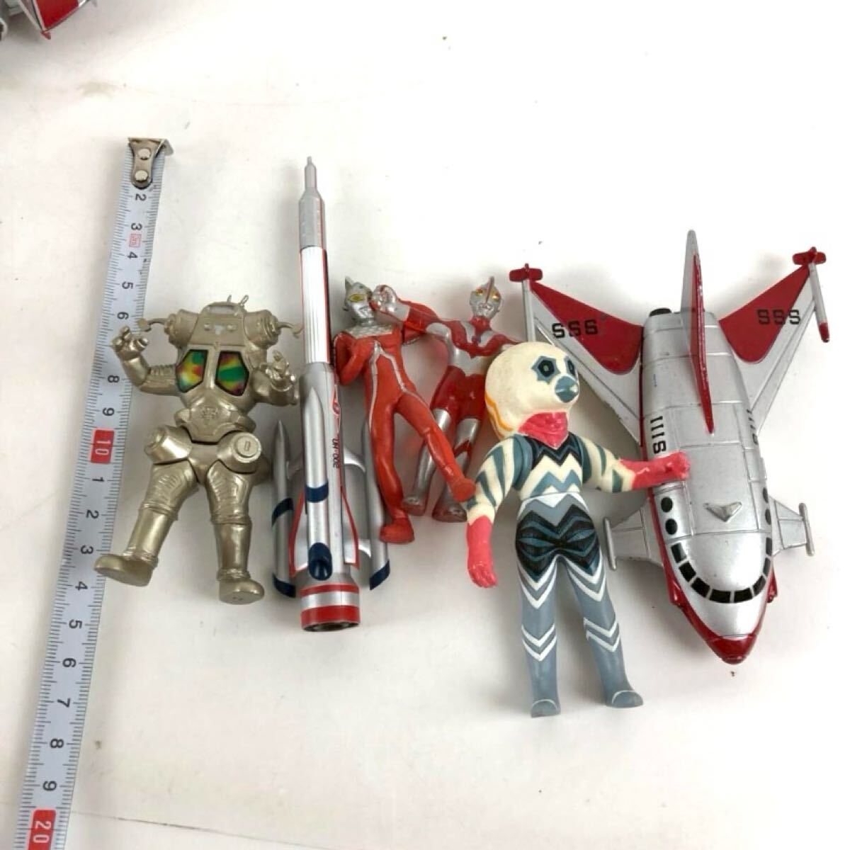 怪獣フィギュア ウルトラマン 怪獣 ミニチュア 怪獣フィギュア ウルトラマン 怪獣 ミニチュア ウルトラマン