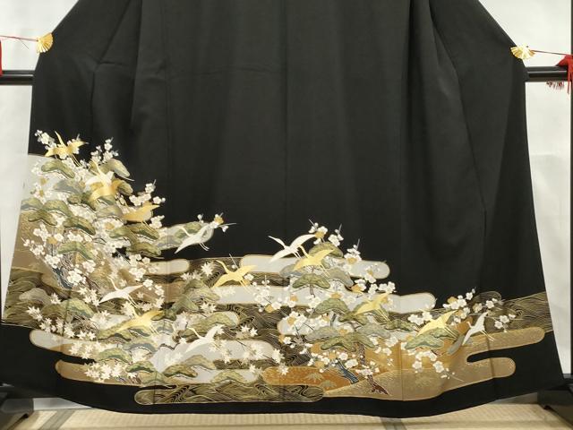 平和屋着物■豪華黒留袖　飛鶴松文　金彩　正絹　逸品　AAAX5720cs_画像3