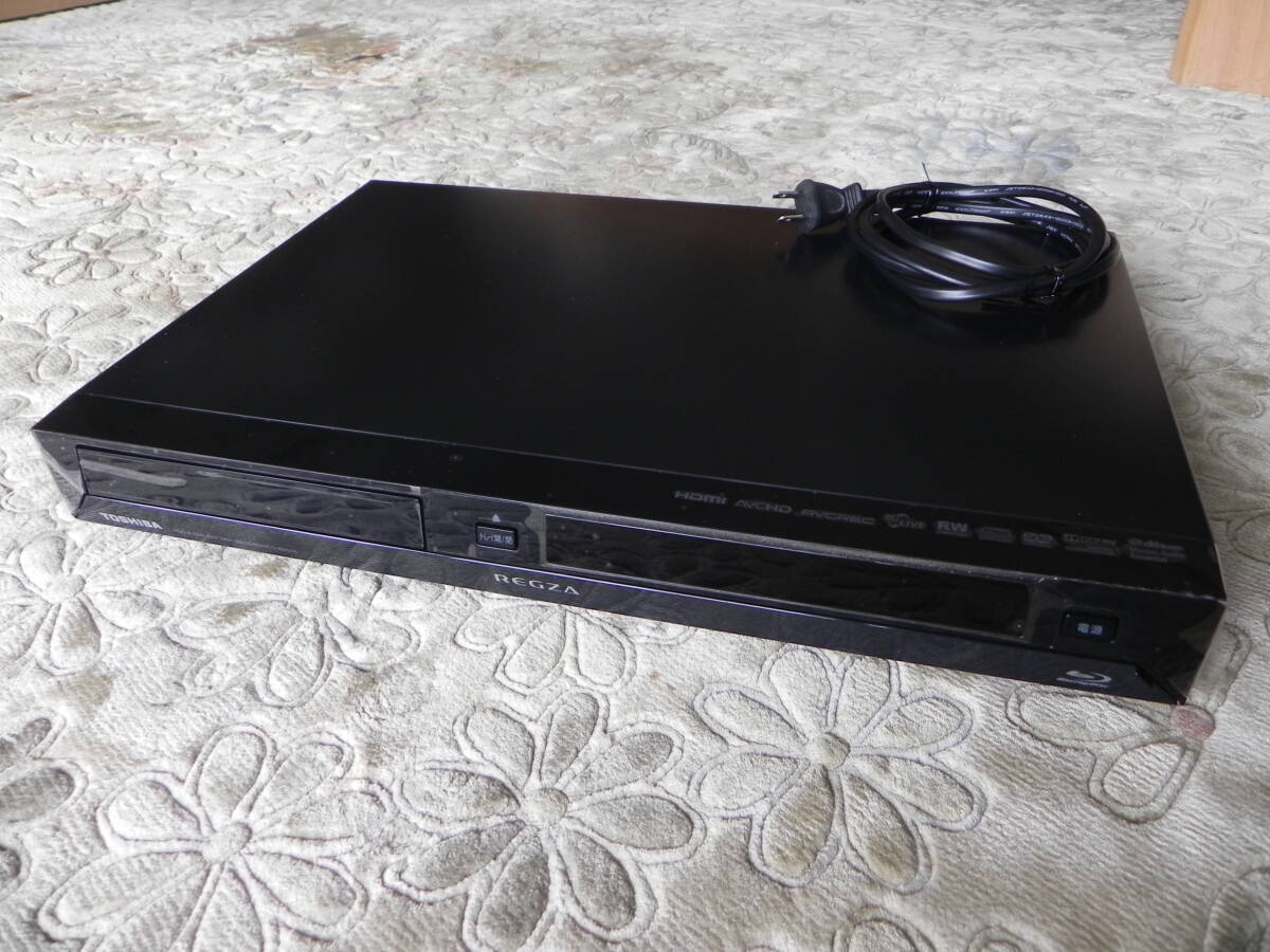東芝レグザ TOSHIBA REGZA ＨＤＤ＆ブルーレイデスクレコーダ?。模拢冢担保啊。常玻埃牵?２チューナー?リモコン付屬?