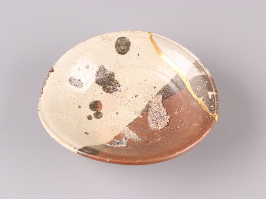 古唐津焼 骨董品 美術品 工芸品 古美術 古唐津 唐津焼 皿 時代物 極上品 初だし品 D3939(唐津