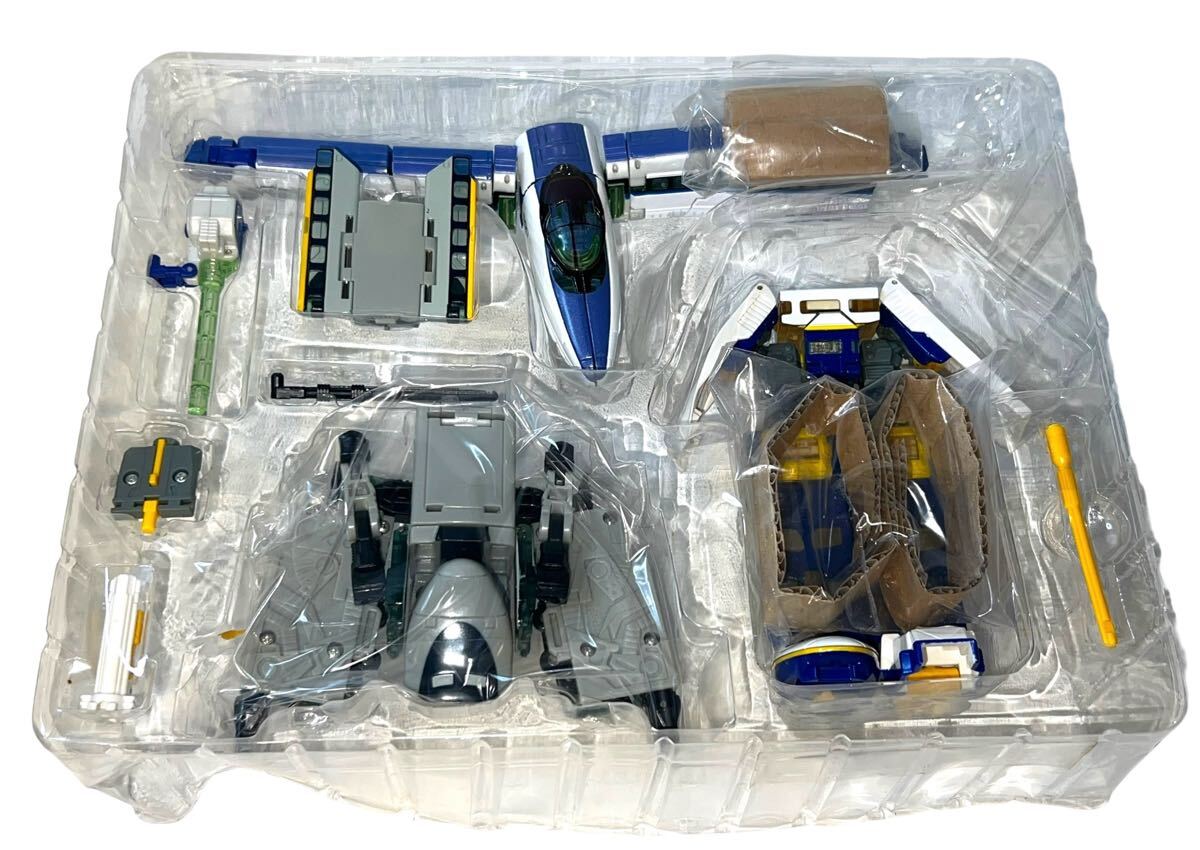 トランスフォーマー　カーロボット　JRX 3体合体公安官 JRX トランスフォーマー カーロボット レビュー