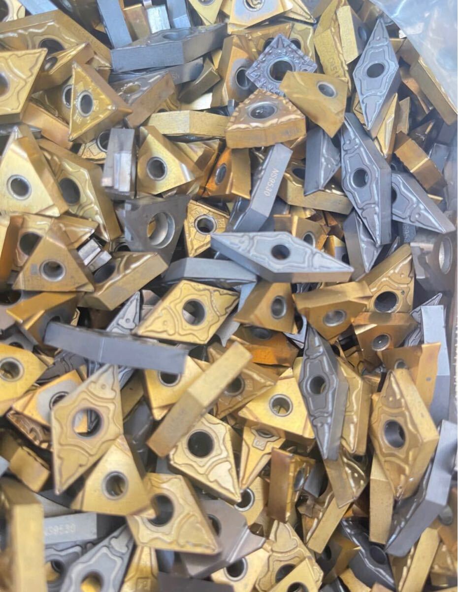 旋盤バイトチップ　マシニングセンタ　チップスクラップ　20キロ 機械加工