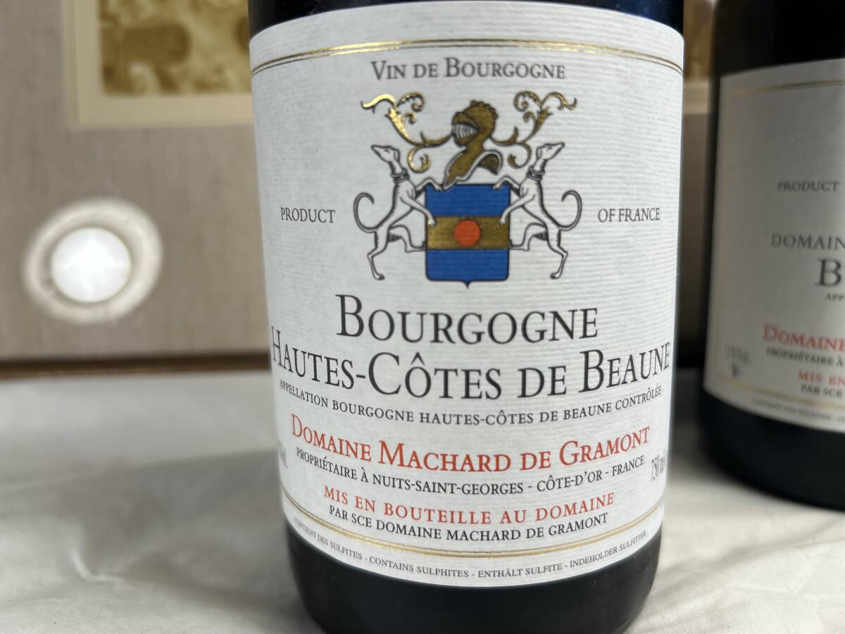 ポマールの村の畑　ドメーヌ?マシャール?ド?グラモン2023ブルゴーニュ オート?コート?ド?ボーヌ 赤　レ?ゴーディショを所有