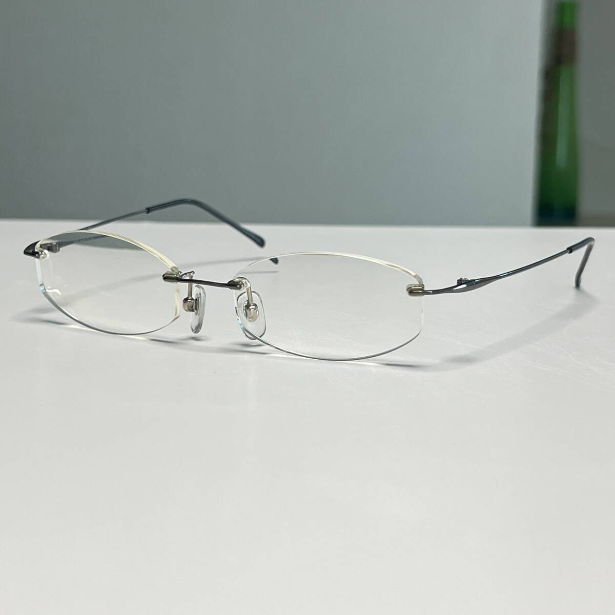 *HOYA Hoya высококлассный two-point очки рама очки . нет рамка-оправа нет обод отсутствует серебряный Ti-C WG сделано в Японии MADE IN JAPAN первоклассный Temple легкий 