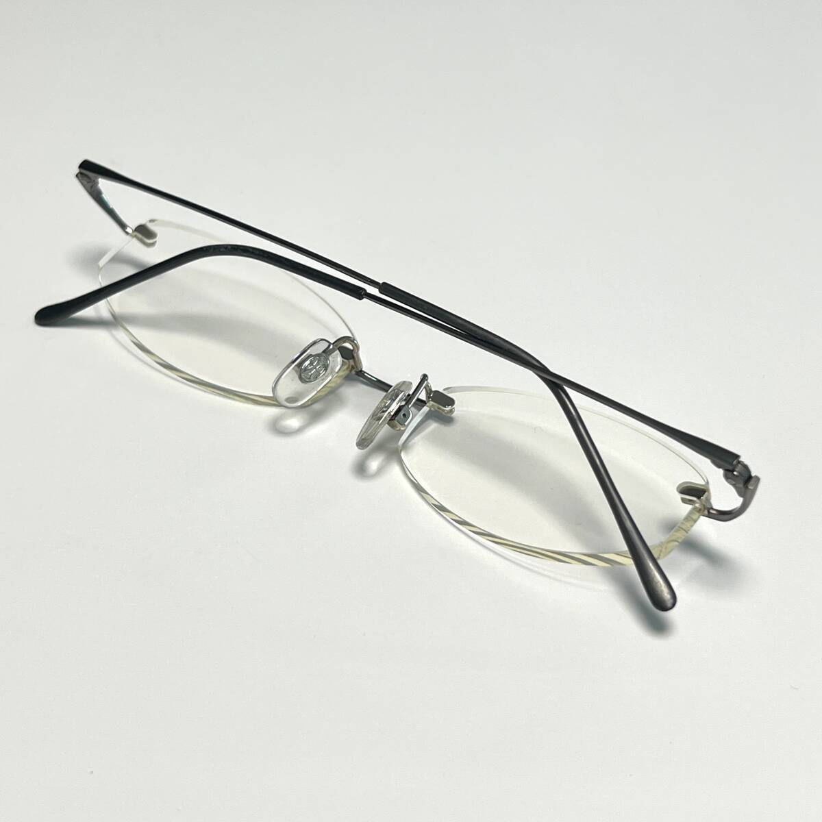 *HOYA Hoya высококлассный two-point очки рама очки . нет рамка-оправа нет обод отсутствует серебряный Ti-C WG сделано в Японии MADE IN JAPAN первоклассный Temple легкий 