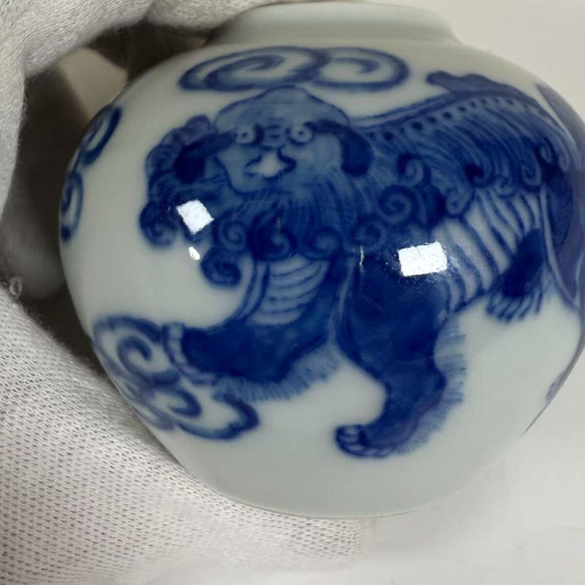 青花獅子図紋筆洗 水盂 古文房具 筆筒 陶磁器 現代工芸品 美術品 置物 RR-中国古美術 時代物 染付 青花 水盂 文房具 書道具 文房四宝