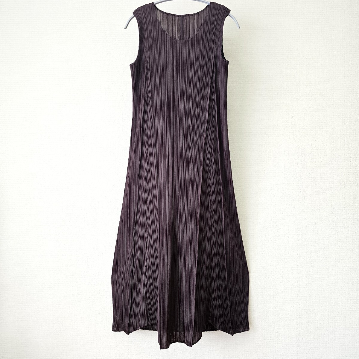 【美品】 プリーツプリーズ 斜めプリーツ マキシ丈 ロングワンピース 黒 4 719☆ PLEATS PLEASE ISSEY MIYAKE プリーツプリーズ 斜め