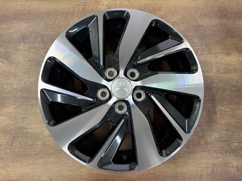 送料無料 【 ミツビシ純正ホイール 4本 】 17インチ 6.5J +46 114.3 5H RVR 三菱 ホイールのみ 【707029ホ】_画像2