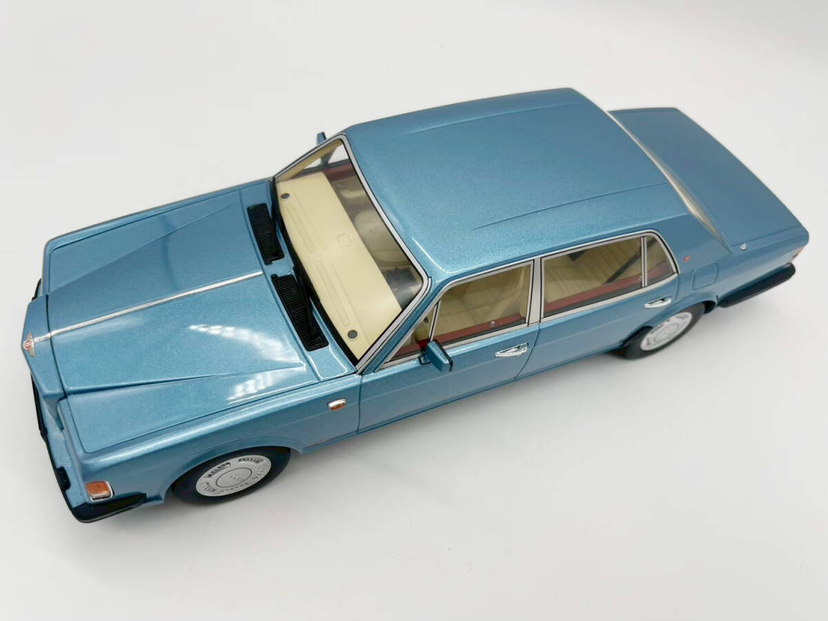 処分価格!GT SPIRITベントレーターボR 1/18 検アルナージAZURE 処分価格!GT SPIRITベントレーターボR 1/18 検アルナージAZURE