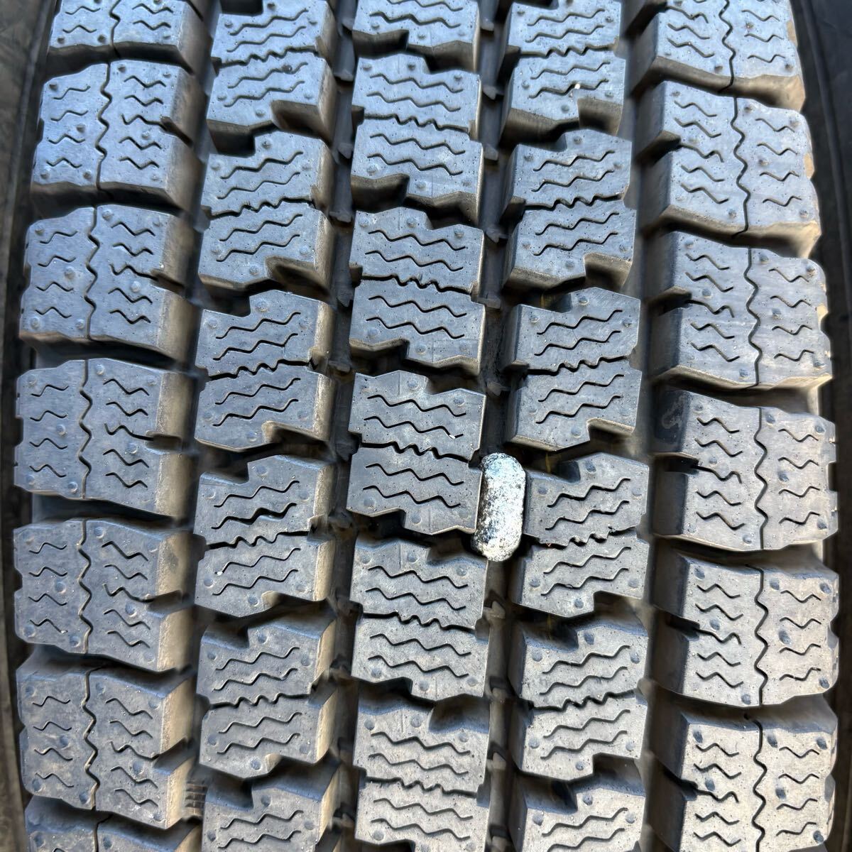 185/85R16 111/109N LT TOYO TIRES DELVEX M935 185/85/16 6本　2021年製造_画像4
