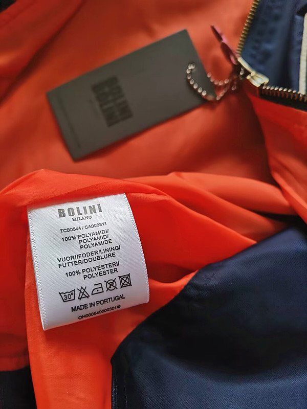 最終値下げ‼️定価9万イタリア・ローマ発ROBERT CAVANIロベルトカバーニ Yahoo!オークション - 最上級 定価9万 イタリア・ローマ発