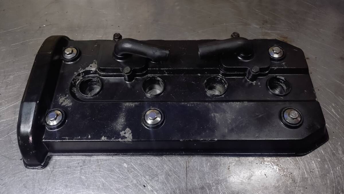 KAWASAKI ZZR1100D D1 シリンダーヘッドカバー ZXT10D (検 ZRX1100_画像1