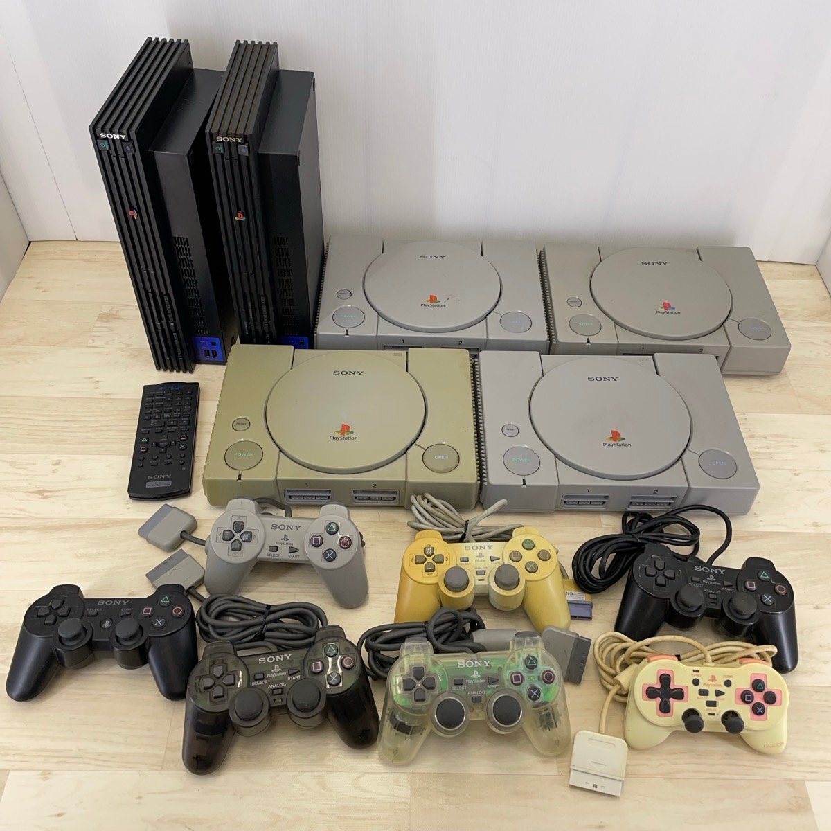 ジャンク プレイステーション PlayStation プレステ PS1 PS2 本体 コントローラー リモコン まとめて[F5909]
