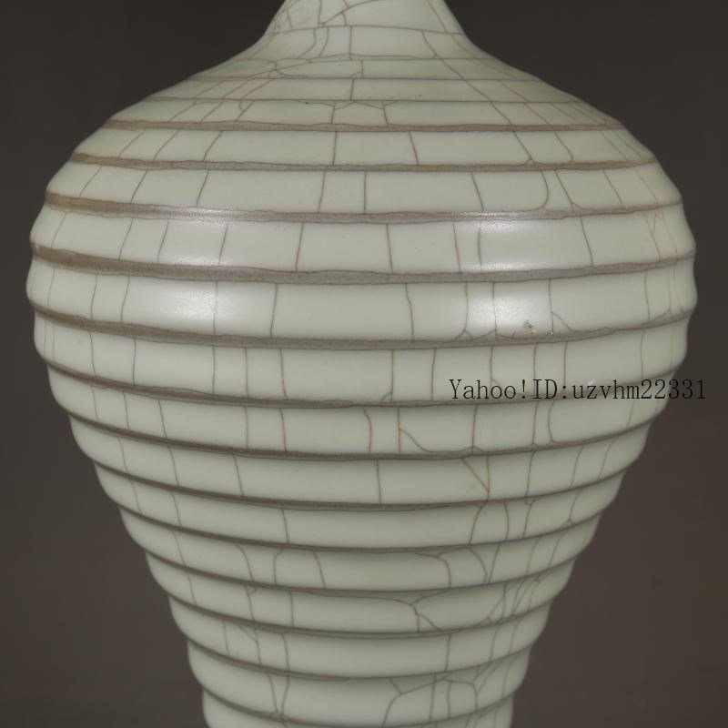 宋官窯汝窯螺旋紋梅瓶 景徳鎮 陶磁器 装飾品 現代