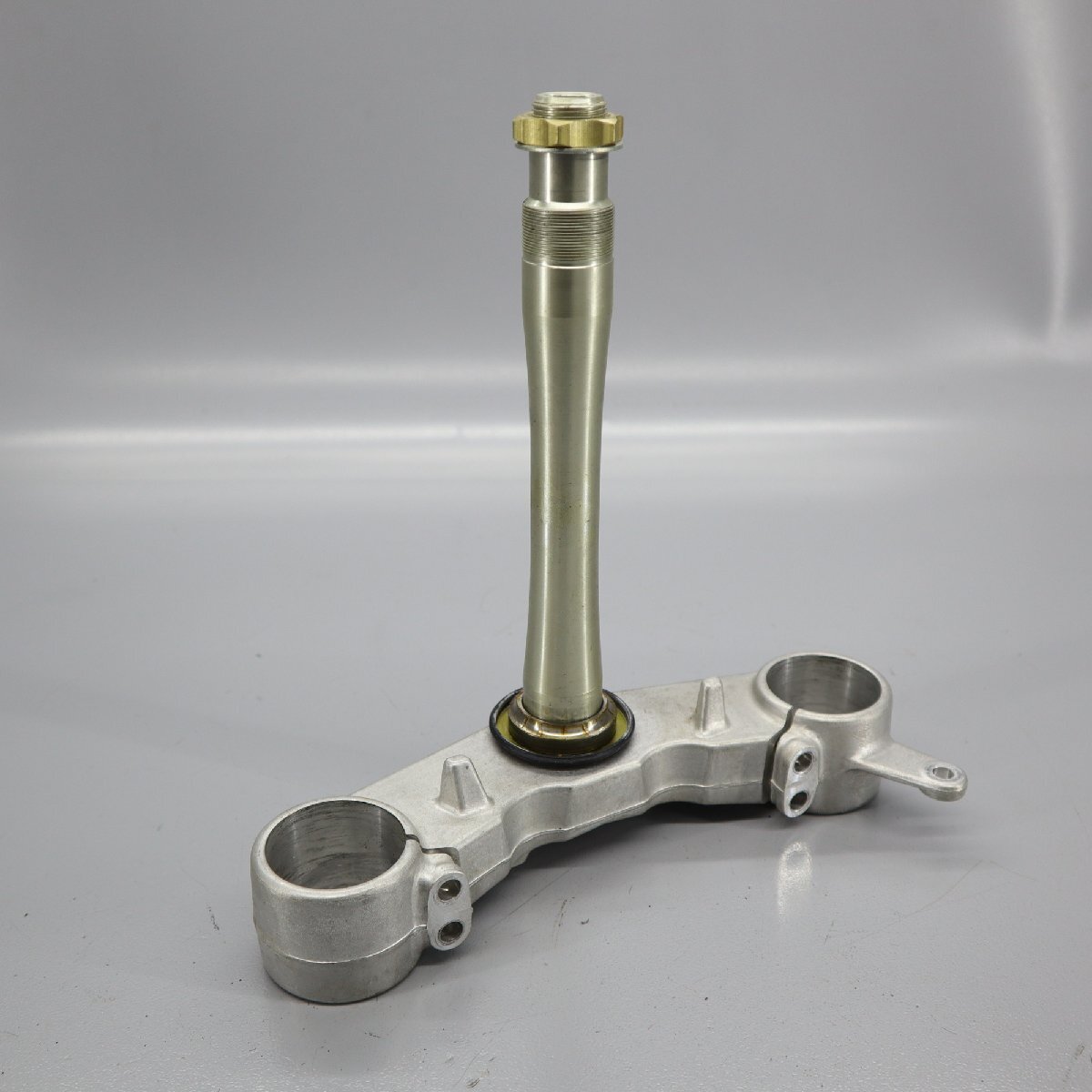 不明 ステム アンダーブラケット 4DL　241007BD0538_画像1