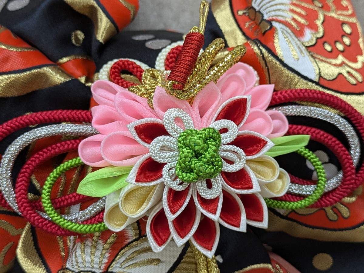結び帯 七五三 作り帯 女の子 5歳児用 胴帯幅14.5cm 和装小物 黒地 蝶々 お祝い 和柄 レトロ柄 花柄 松 蝶々 可愛い リメイク 素材 材料 _画像7