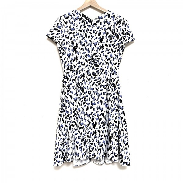 アルマーニコレッツォーニ ARMANICOLLEZIONI サイズ2 M - 白×黒×ネイビー レディース クルーネック/半袖/ひざ丈 ワンピース