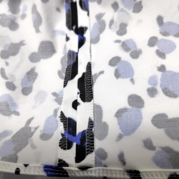 アルマーニコレッツォーニ ARMANICOLLEZIONI サイズ2 M - 白×黒×ネイビー レディース クルーネック/半袖/ひざ丈 ワンピース