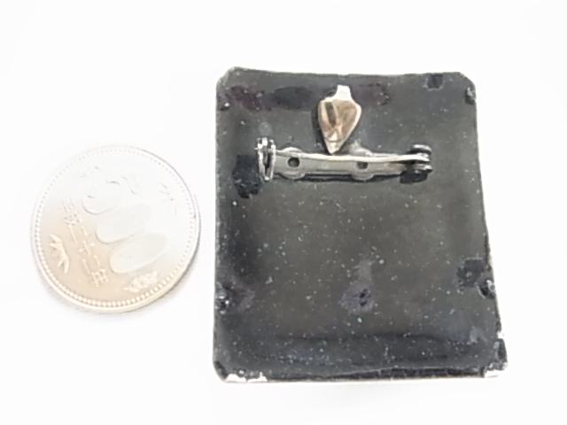 ▲ビンテージ／ヴィンテージ　大き目存在感　焼き物系　ココナッツブラウントーンに木のような樹木系柄模様　可愛い印象のレトロのブローチ_画像6