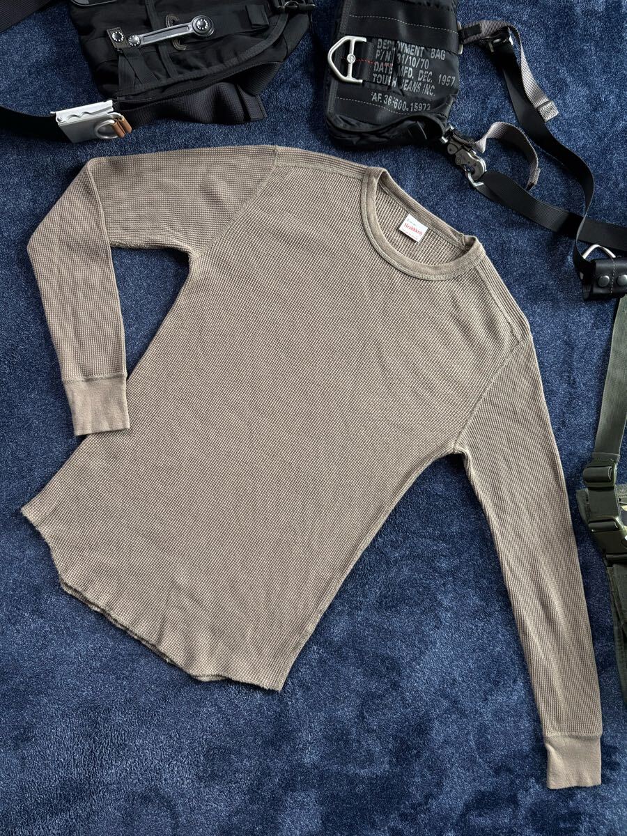 超美品 Healthknit ヘルスニット クルーネック ヘビーウエイト ワッフルサーマル素材 袖リブ仕様 ミリタリー 長袖シャツ sizeS(34-36)_画像3