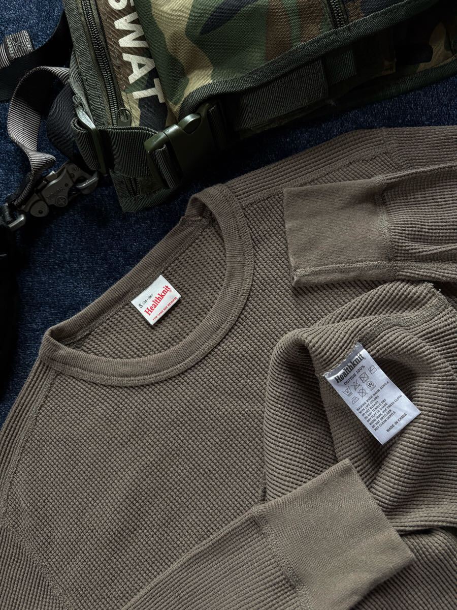 超美品 Healthknit ヘルスニット クルーネック ヘビーウエイト ワッフルサーマル素材 袖リブ仕様 ミリタリー 長袖シャツ sizeS(34-36)_画像10