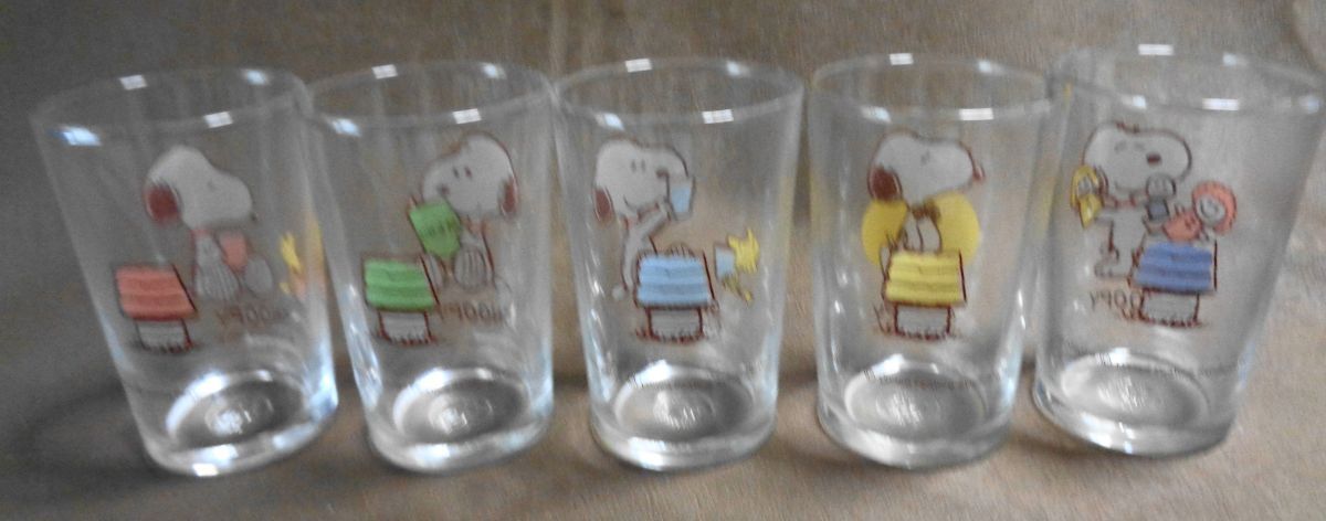 ◇スヌーピー^♪缶ケース入グラスセット　５Ｐ_画像5