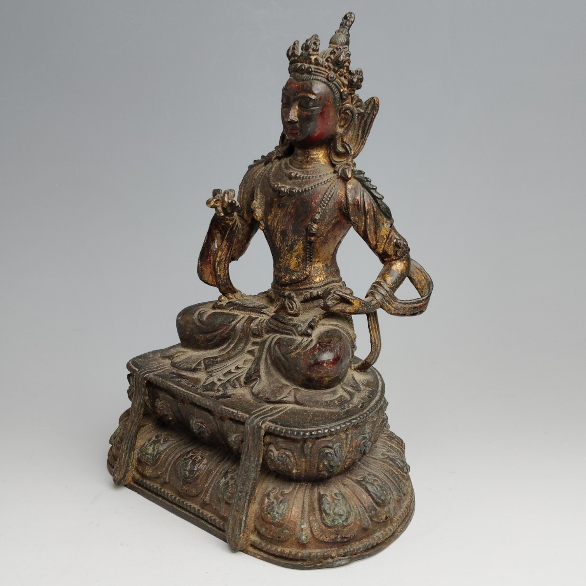 佛像,古銅製,高39cm,骨董品,重1600克。 唐物 銅鍍金坐像 中国古美術 銅製 仏像 古玩 重さ1444g B4-89