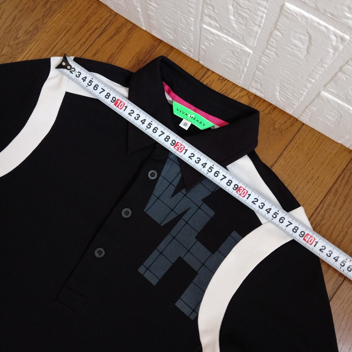 2080【中古】VIVA HEART GOLF　ビバハートゴルフ　ゴルフウェア　半袖ポロシャツ　レディースサイズ　M（48）黒/白_画像2