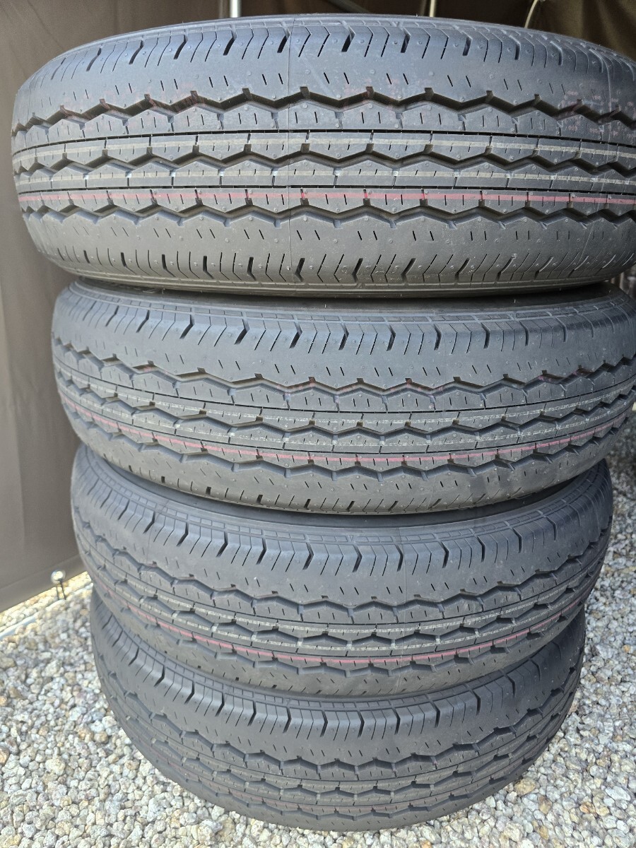 195/80R15 107/105sハイエース新車外し 新車外し 195/80R15 107/105 ハイエース(ブリヂストン)|売買
