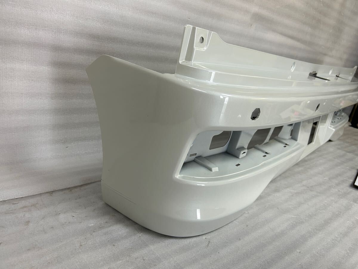 11435 Every Wagon DA17W задний бампер жемчуг белый 71811-50T5