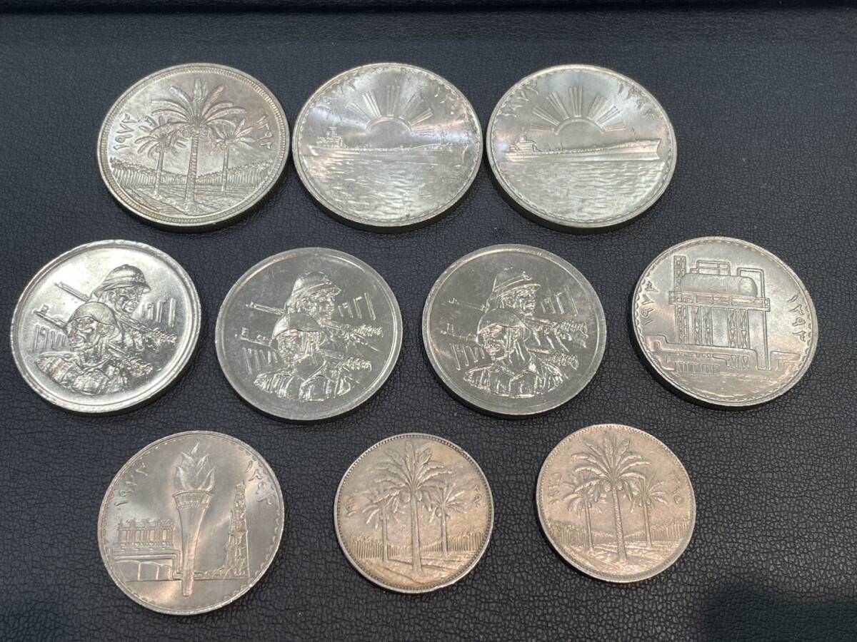 希少品 イラク銀貨 1972年 1ディナール 中央銀行創設25周年記念 未使用 ☆【希少品】コレクター放出品 イラク 1ディナール銀貨 石油国有