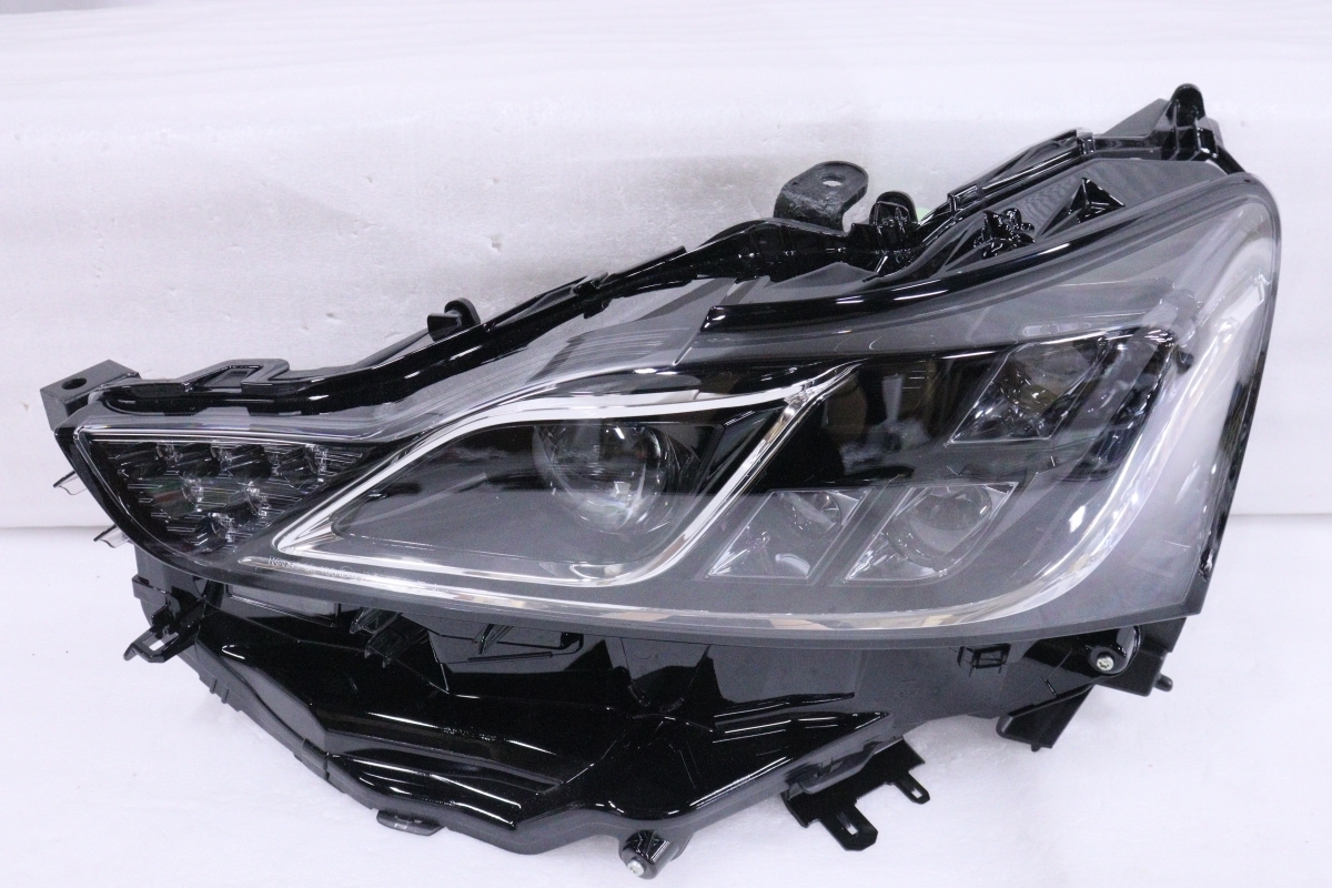 10-1003★美品 中期 LED ASE30 レクサスIS★左ヘッドライト KOITO 53-100 打刻:1オ ブラック 純正★レクサス (UK)_画像1