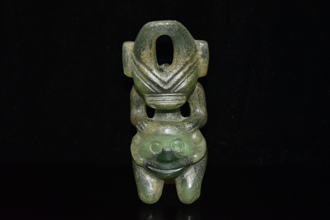 中国古美術　紅山の宝石石　激安骨董品 DE190D3-3 中国古美術 紅山の宝石石 激安骨董品 DE190D3-3 Amazon.co.jp: 中国