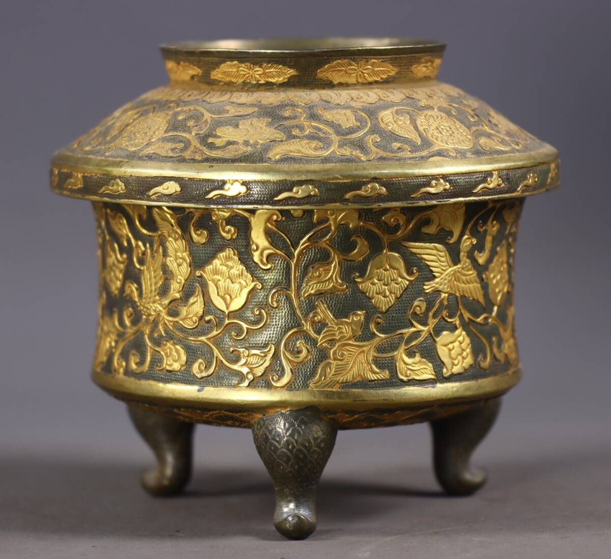 緑地パステル戦将紋お茶の缶 景徳鎮 陶磁器 装飾品 現代工芸品