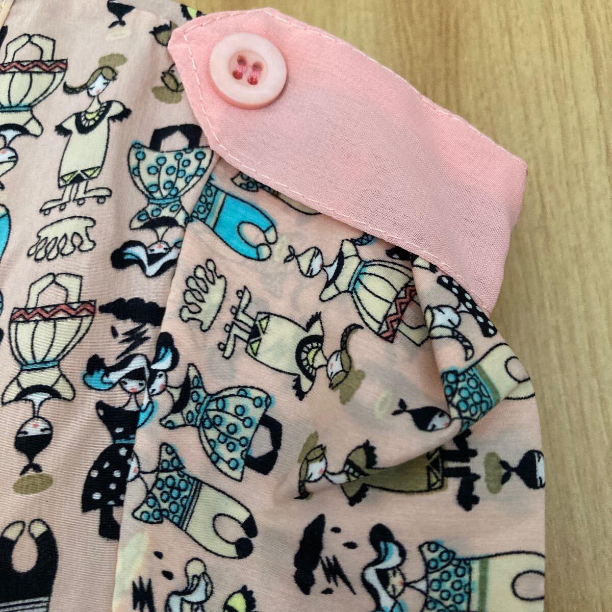 ★未使用★　ピープル柄　ピンク系　チュニックワンピース　ポップカラー　リメイク用素材としても　ScoLar スカラー好きの方_画像3