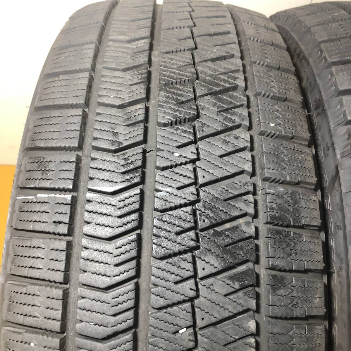 【送料無料】 BRIDGESTONE 225/45R18 91Q BLIZZAK VRX2 ブリヂストン ブリザック VRX2 冬タイヤ スタッドレス 2本 W3028 [中古タイヤ]_画像2