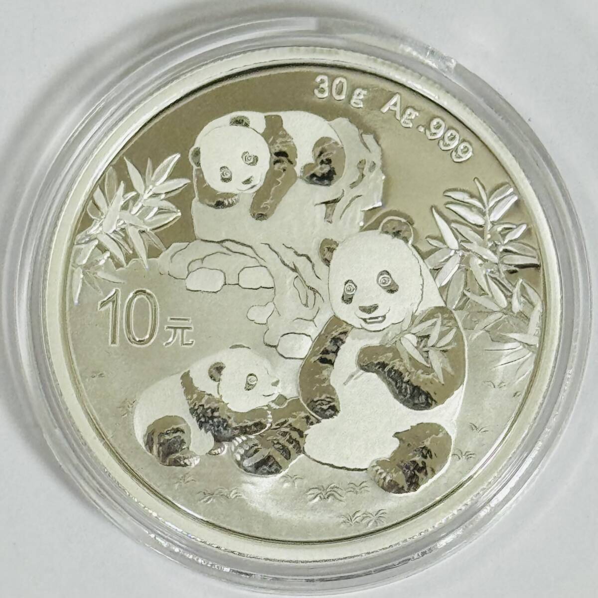 中国パンダ銀貨　中国2025年パンダ銀貨1OZ 楽天市場】即納 2025 30グラム 中国 パンダ銀貨 40mmクリア