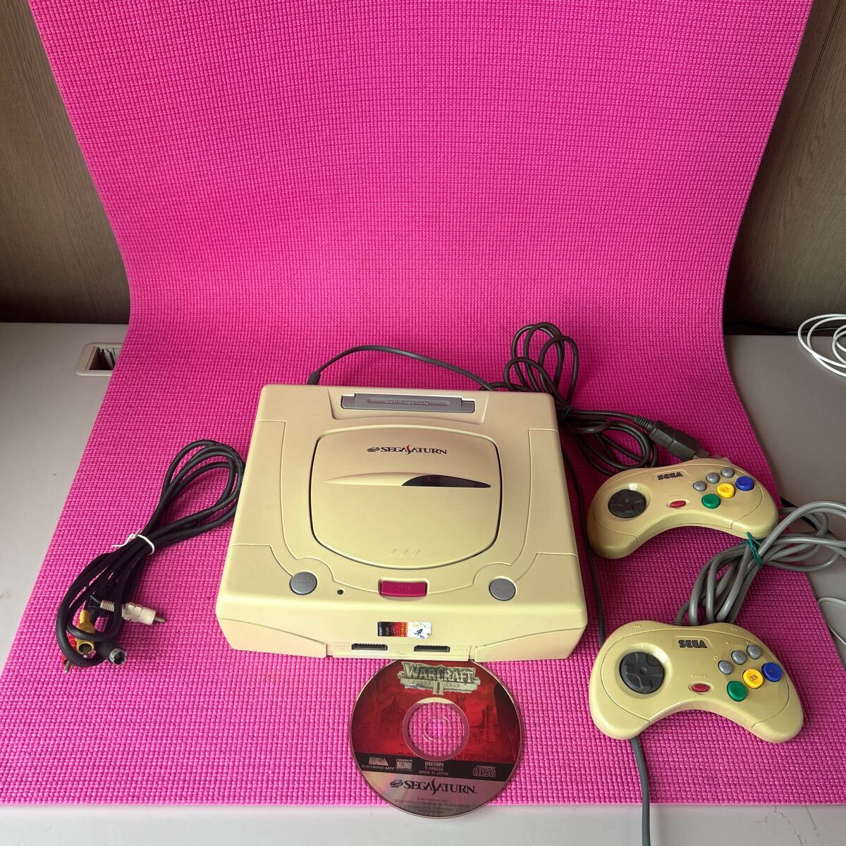 【懐かしゲーム機】セガサターン HST-3220本体/マルチコントローラー 懐かしゲーム機】セガサターン HST-3220本体/マルチ