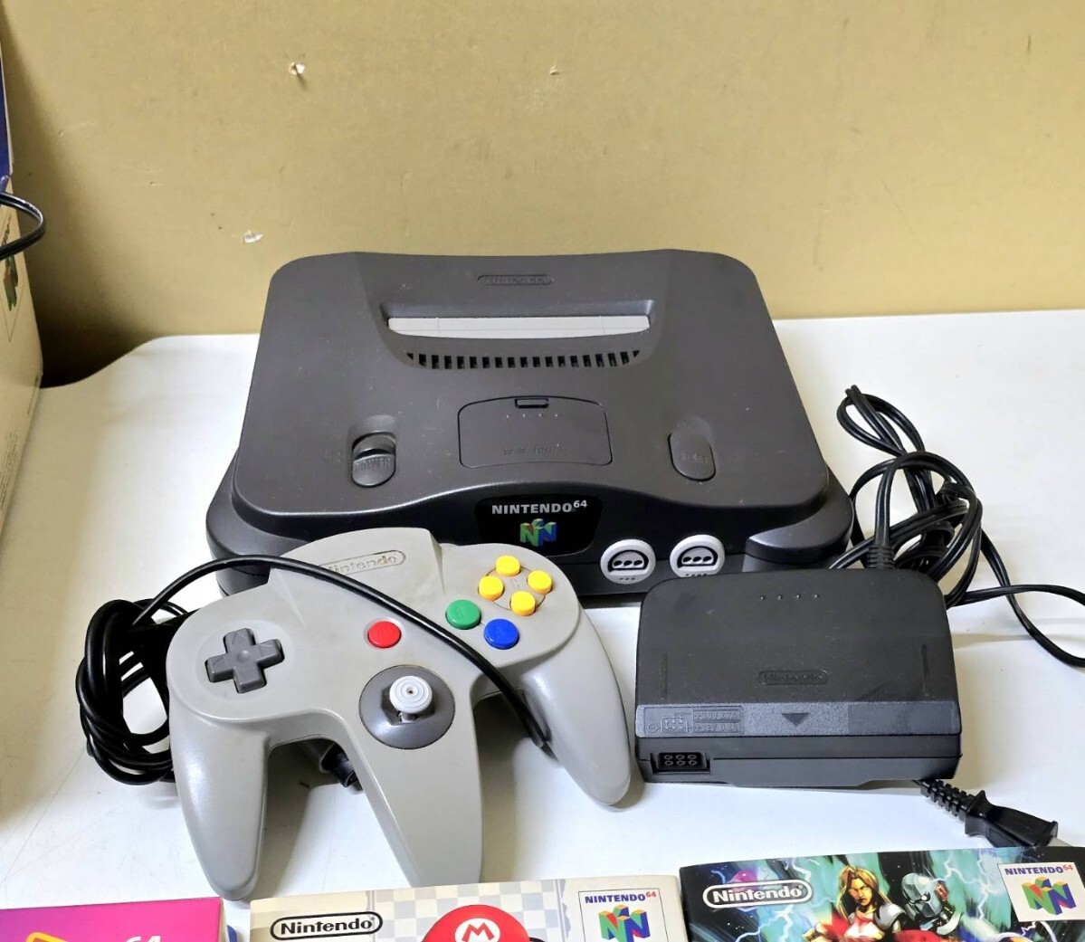64 （本体.ソフト） NINTENDO 64 - Wikipedia