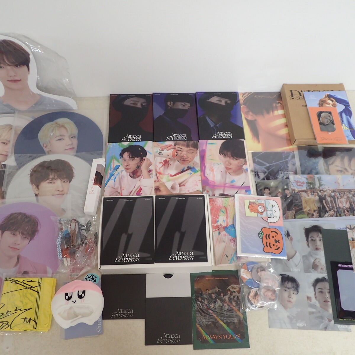SEVENTEEN グッズ うちわ/フォトハンガー/アクリルスタンド SEVENTEEN グッズ うちわ/フォトハンガー/アクリルスタンド
