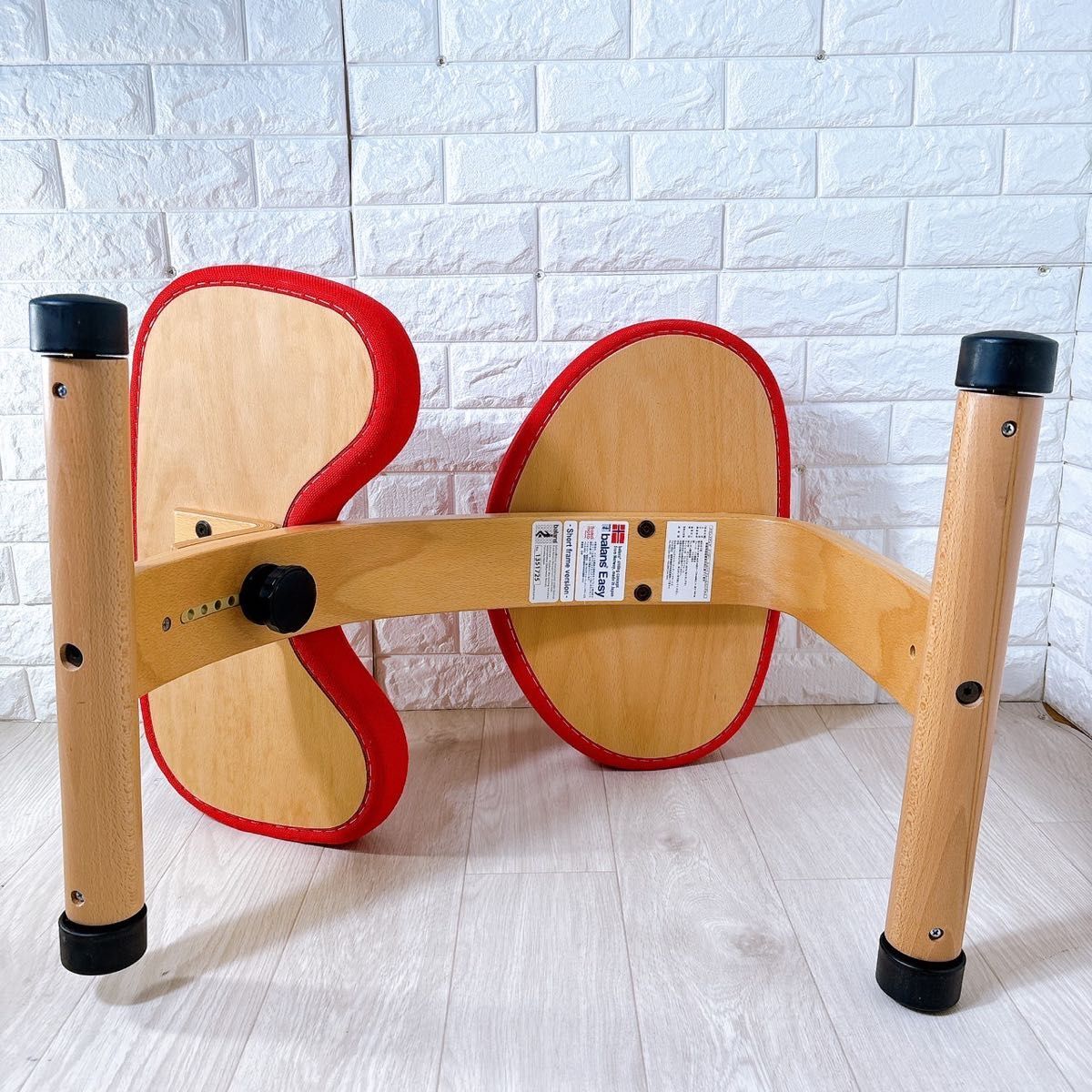 美品 バランスラボ バランスチェア バランスイージー 赤 ショート