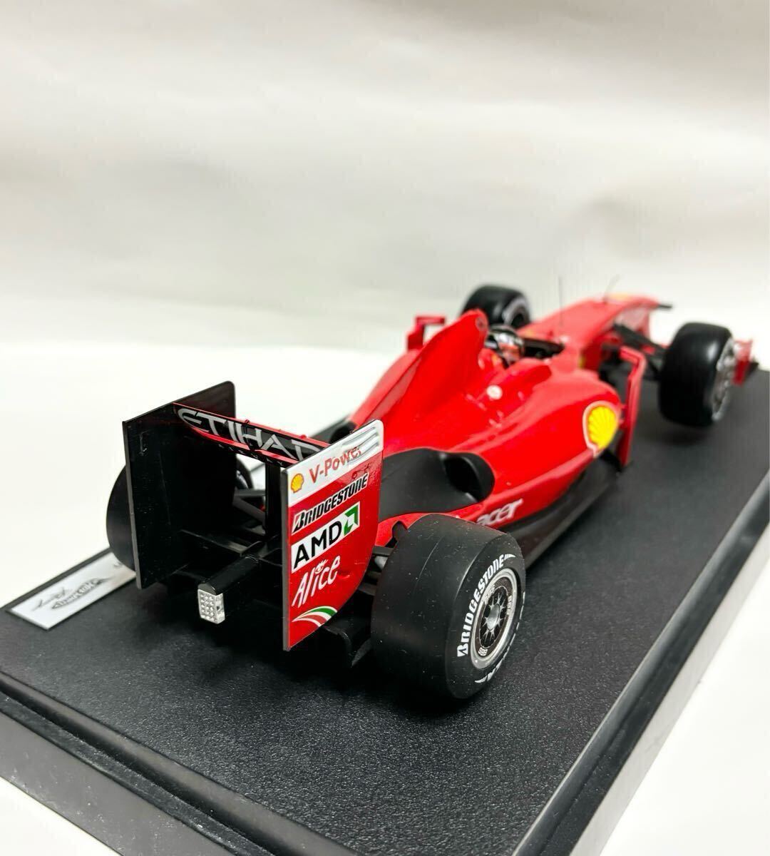 ホットウィール F1 2009年フェラーリF60 キミライコネン Hot Wheel ホットウィール 1/18 フェラーリ F60 # 4 キミ