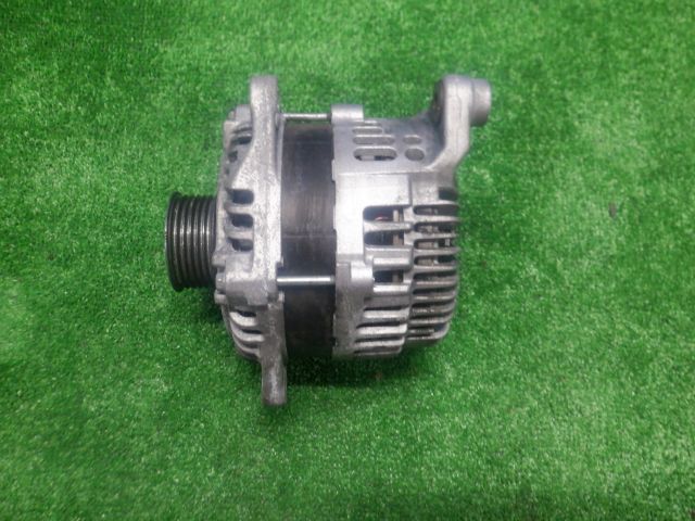 ★スカイライン 5BA-RV37 400R 後期★オルタネーター 23100-4HK1A