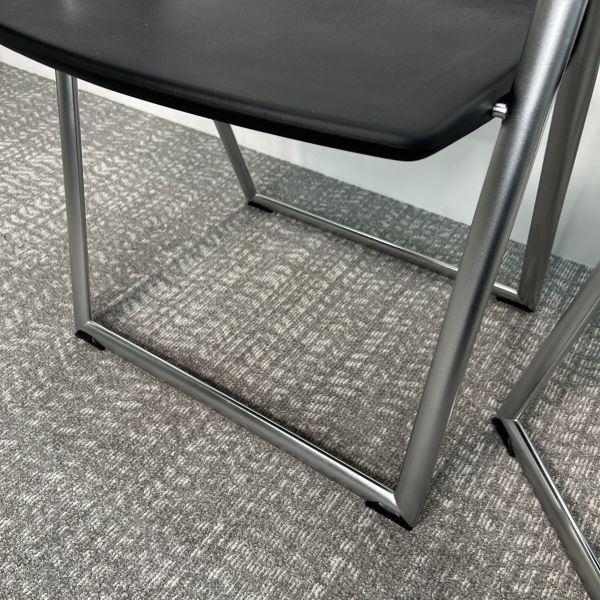 たかぽん【4脚セット】Cassina Ixc. BRONX 1010 6110d841afbb7d80f42f42d3f6b44e